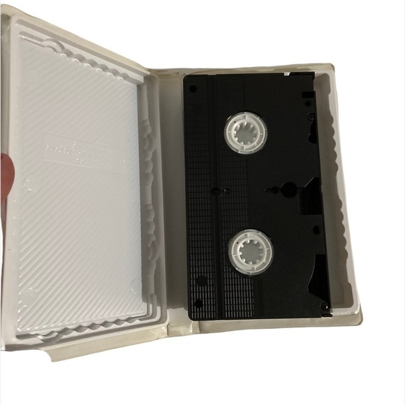 The Little Mermaid Disney's Masterpiece Fully Restored Special Edition VHS Tape - Picture 7 of 7